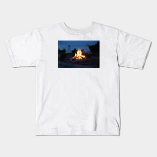 Indian Tipi Fire / Swiss Artwork Photography Kids T-Shirt